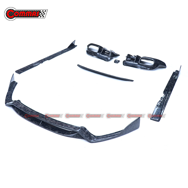 フェラーリ F12 用 DMC スタイル ボディキットにアップグレード