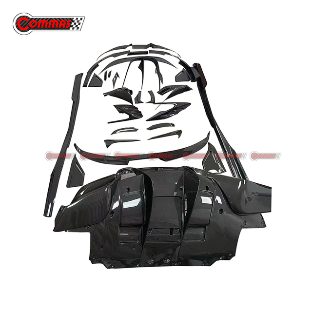 マンソリー スタイル カーボンファイバー ボディキット フェラーリ F8用