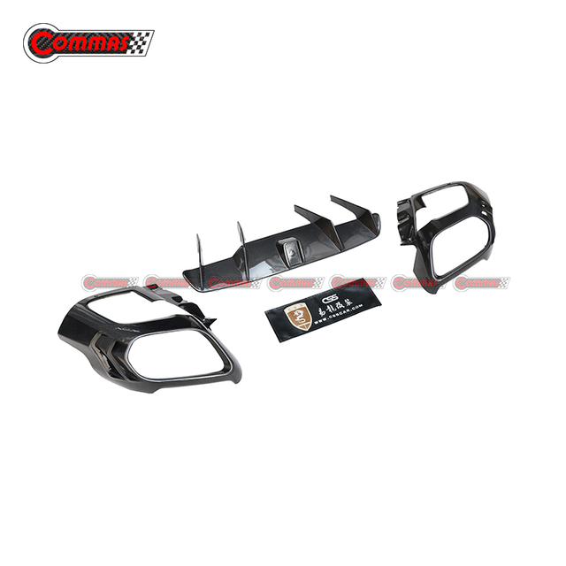 フェラーリ 812 マンソリースタイル小型ドライカーボンファイバーボディキット用