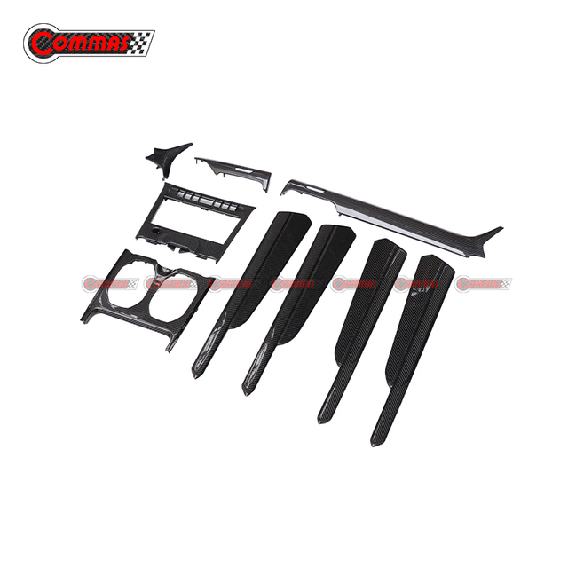 ランブロギーニ URUS のための OEM スタイルの炭素繊維の車のインテリアの中央制御トリム