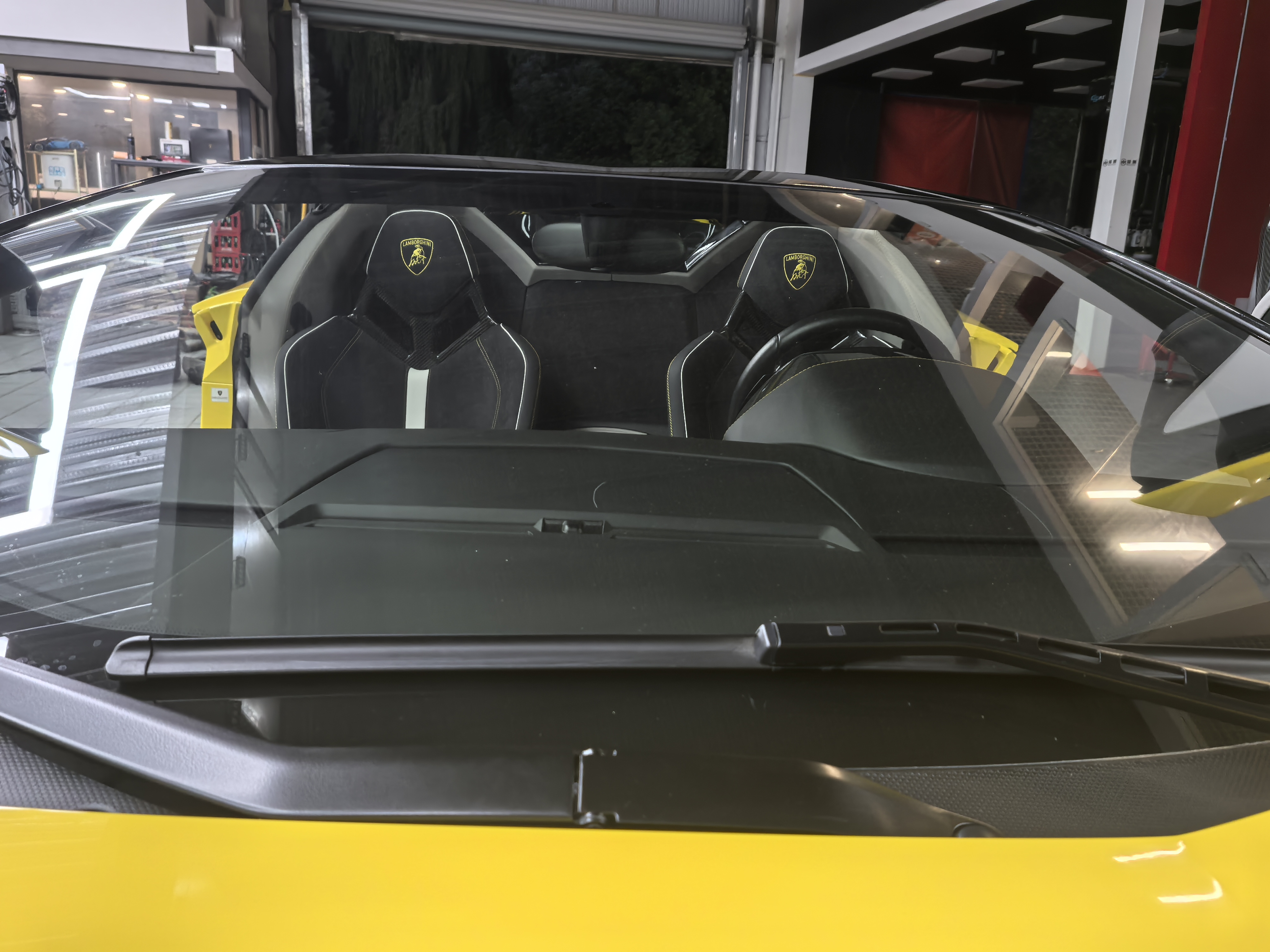ランブロギーニ SVJ シート 