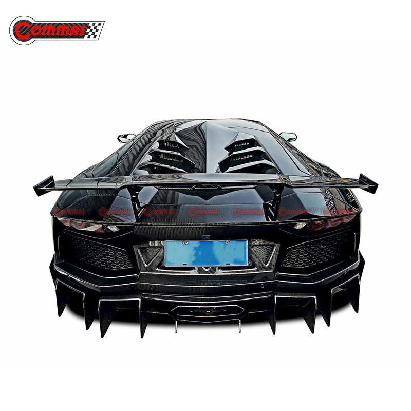 ランボルギーニ LP700 リアスポイラー