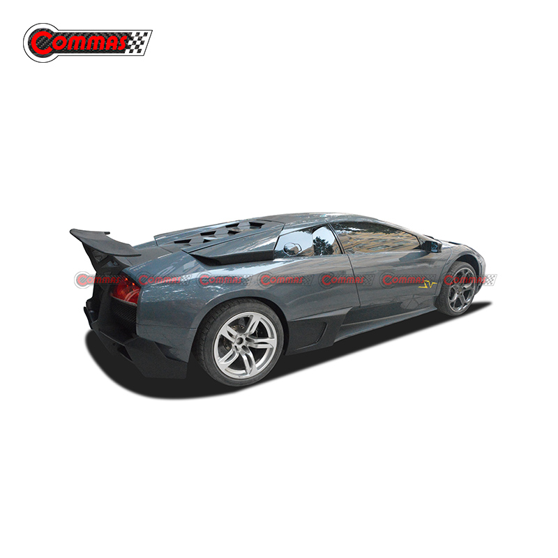 ランブロギーニ LP640 から LP670 ボディキット